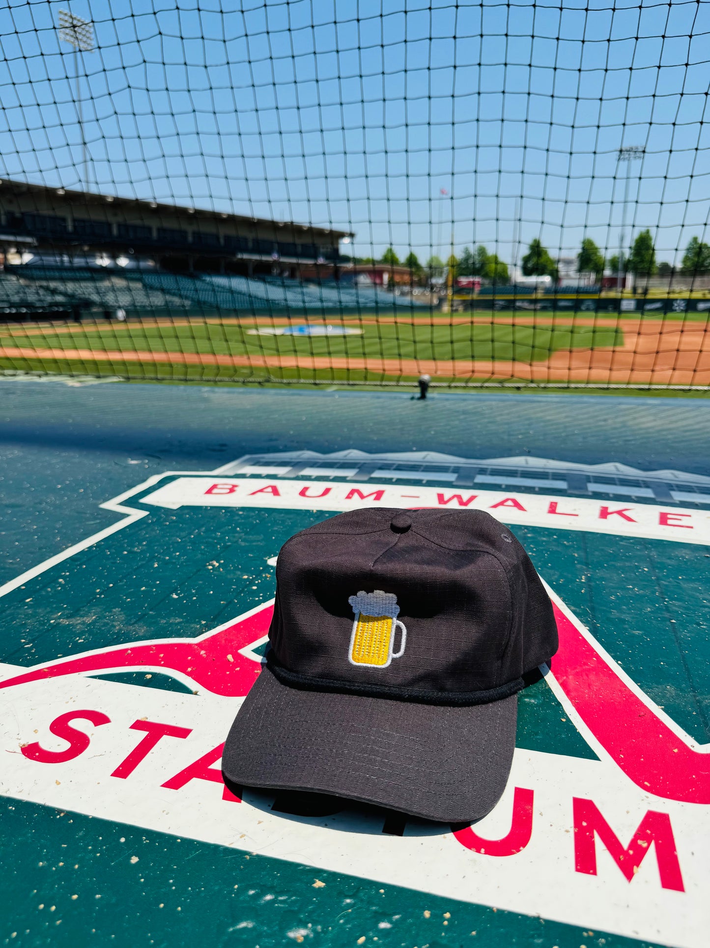 Base Loaded Beer Mug Rope Hat
